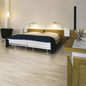 Dynamic Cutter Oak Laminate Flooring