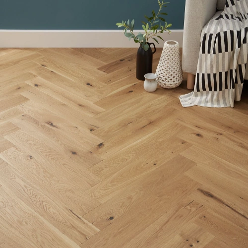 Parquet style wood flooring in Dubai