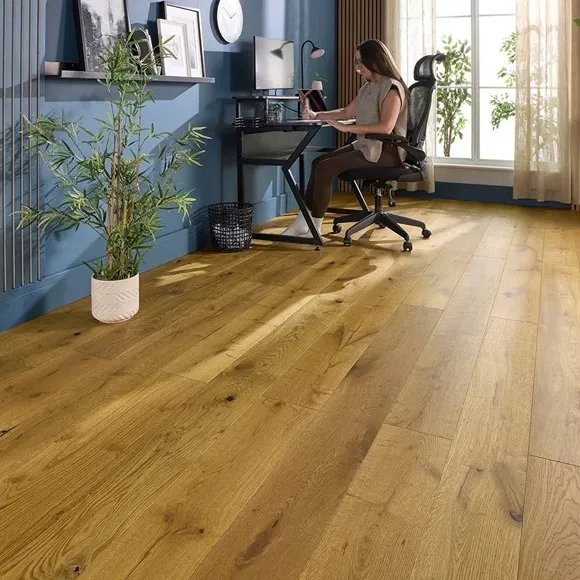 Golden Brushed Oak Engineered Wood Flooring